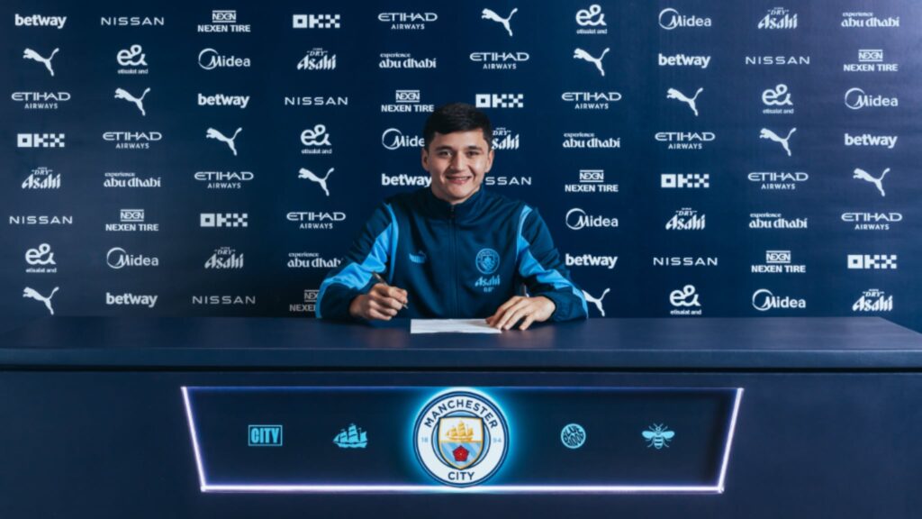 Abdukodir Khusanov signs Manchester City contract